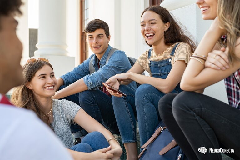 Como-ajudar-na-socialização-de-autistas-adolescentes